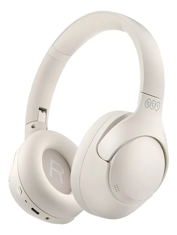 Wireless gaming headphones